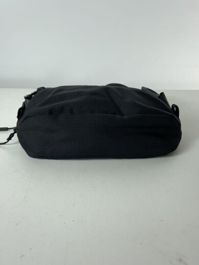 商品画像：Day Sling/ショルダーバッグ/BLK/無地 4
