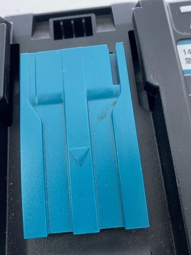 商品画像：急速充電器 DC18RF JPADC 18RF 14.4~18V 4