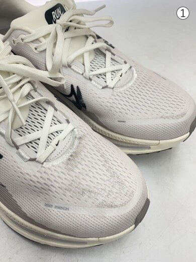 商品画像：AIR ZOOM VOMERO 18/27.5cm/WHT 9
