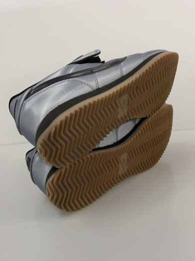 商品画像：ローカットスニーカー_HQ3490-099/23.5cm/GRY 4