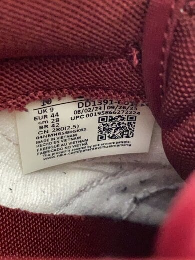 商品画像：ローカットスニーカー_DD1391-601/28cm/ボルドー 5