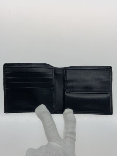 商品画像：TBロゴ型押し/エンボス加工/2つ折り財布/レザー/使用感有/ 4