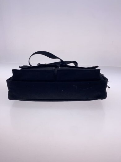 商品画像：ショルダーバッグ/ナイロン/BLK/無地/底ジップ付近汚れ/右ポケット付近穴 4