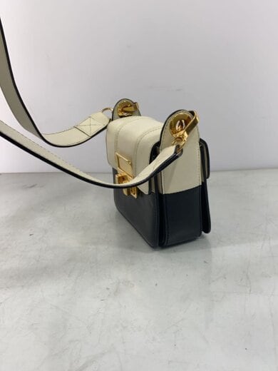 商品画像：金具キズ・ショルダー汚れ有/ジジ ミニショルダーバッグ/モノクロ/レザー 2