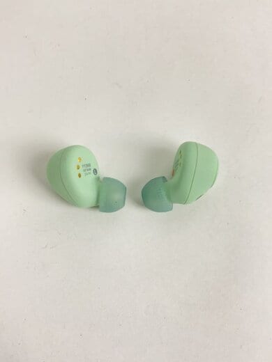 商品画像：ワイヤレスイヤホン WF-C700N/グリーン 2