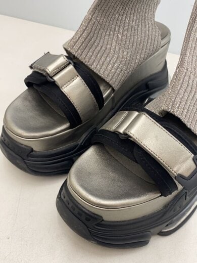 商品画像：エアプラットフォームソックスサンダル/24.5cm/GRY 7