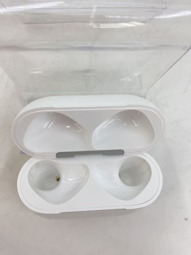 商品画像：イヤホン AirPods 4 アクティブノイズキャンセリング搭載モデル MXP93J/A 5
