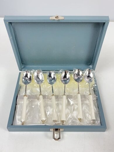 商品画像：カップ&ソーサー/6客/WHT/アレクサンドラ/カトラリー/未使用 5