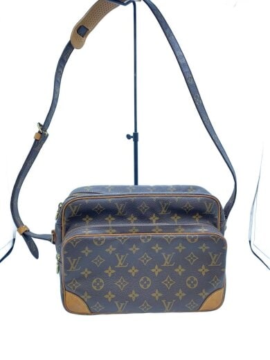 商品画像：ナイル_モノグラム・キャンバス/PVC/BRW 1