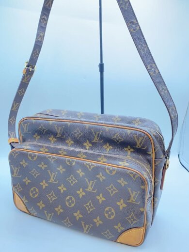 商品画像：ナイル_モノグラム・キャンバス/PVC/BRW 2