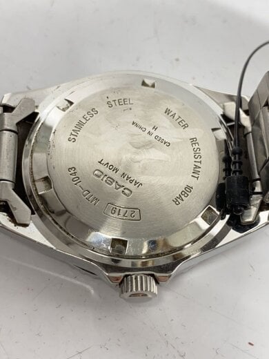 商品画像：クォーツ腕時計/アナログ/ステンレス/BLK/SLV/MTD-1048 3