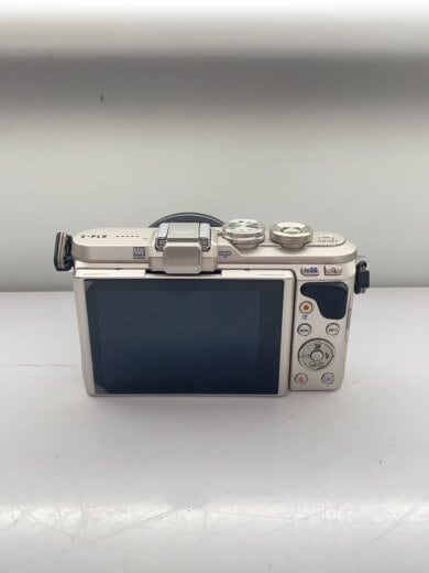 商品画像：デジタル一眼カメラ OLYMPUS PEN E-PL8 14-42mm EZレンズキット [ブラック]// 2