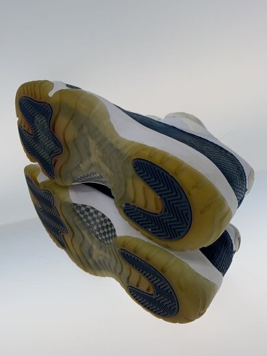 商品画像：AIR JORDAN 11 RETRO LOW LE/エアジョーダンレトロロー/ホワイト/CD6846-102/26 4