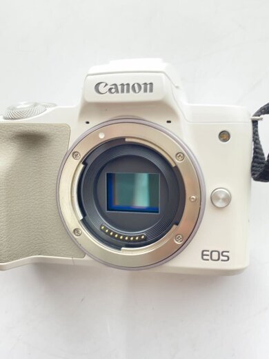 商品画像：デジタル一眼カメラ EOS Kiss M ダブルズームキット [ホワイト] 6