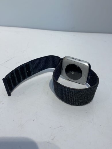 商品画像：Apple Watch SE 第2世代 GPSモデル 44mm MA7X4J/A シルバー/デジタル/-- 4