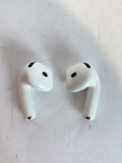 商品画像：イヤホン AirPods 4 アクティブノイズキャンセリング搭載モデル MXP93J/A 6