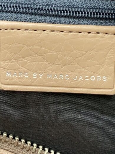 画像：MARC BY MARC JACOBSショルダーバッグ/レザー/BEG/M0006339 6605