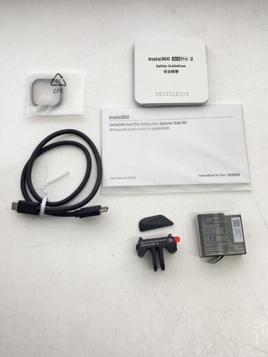 画像：Insta360ビデオカメラ Insta360 Ace Pro 2 CINSBBGA6