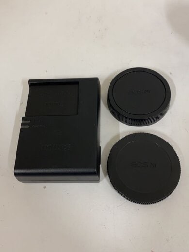 商品画像：デジタル一眼カメラ EOS M6 EF-M15-45 IS STM レンズキット [ブラック] 7