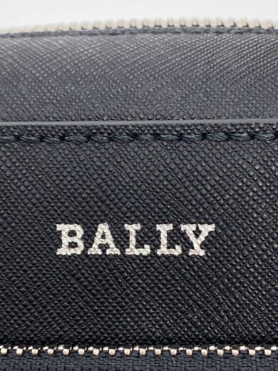 商品画像：EMBOSSED LEATHER MESSENGER BAG/ショルダーバッグ/--/ブラック/黒/無地 5