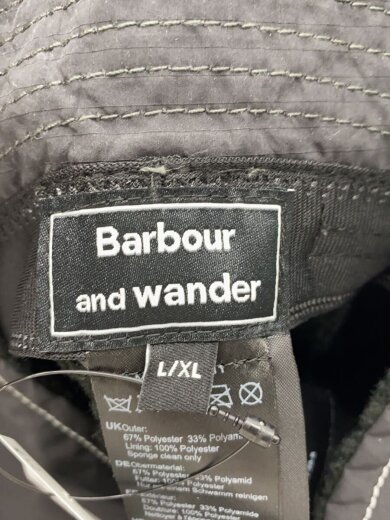 商品画像：and wander コラボ polartec バケットハット/L/ブラック 5