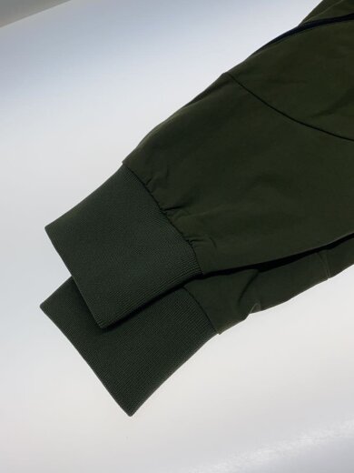 商品画像：VENTILATION TECK PULLOVER/3/ナイロン/GRN/R24WTYC06// 6
