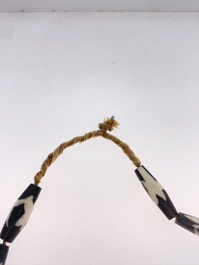 商品画像：Batik Bone beads/ネックレス/--/カラーストーン/BLK/トップ無/メンズ 3