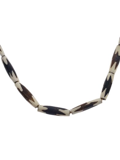 商品画像：Batik Bone beads/ネックレス/--/カラーストーン/BLK/トップ無/メンズ 1