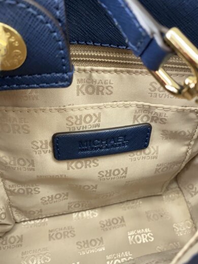 画像：MICHAEL KORSショルダーバッグ/レザー/NVY5