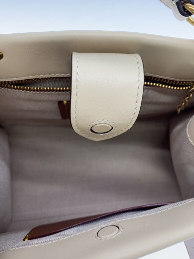 商品画像：×Tom Wesselmann Cashin Carry Tote 22/レザー/ベージュ/CA127 6