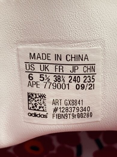 画像：adidas × marimekkoローカットスニーカー/24cm/GX88415