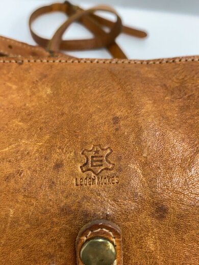 商品画像：Leder Makes/ショルダーバッグ/レザー/BRW 5