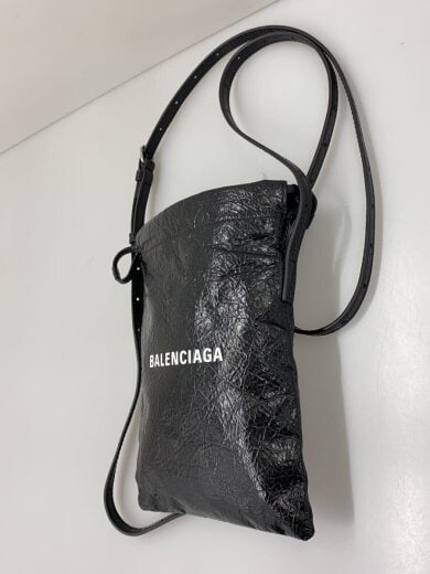 商品画像：ショルダーバッグ/--/BLK/無地/852930/SHOPPER PHONE HOLDER 2