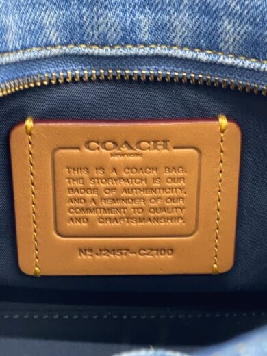 画像：COACHデニムカーゴトート/トートバッグ/IDG/プリント/J2457-CZ1005