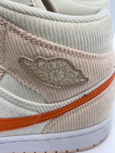 商品画像：AIR JORDAN 1 MID SE_エアジョーダン 1 ミッド SE/27cm/WHT 9