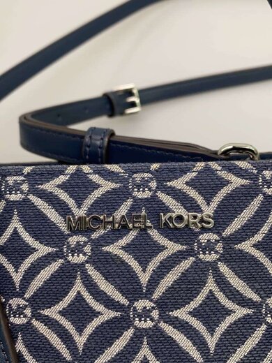 商品画像：ショルダーバッグ/キャンバス/NVY/総柄/AV-2404/ロゴジャカードセンタージップサッチェル 5