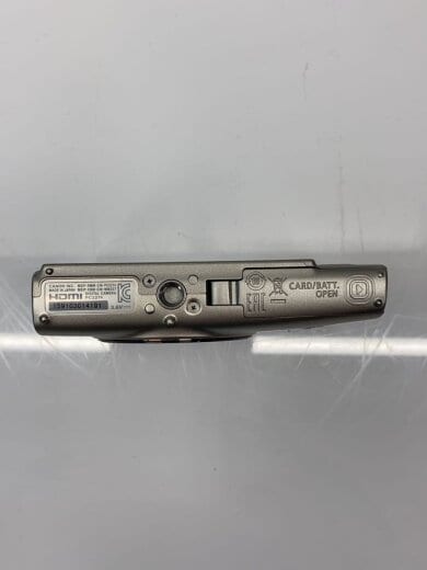 商品画像：デジタルカメラ IXY 650 m 4