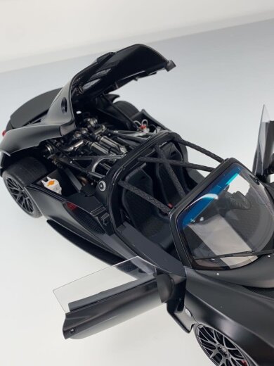 商品画像：ミニカー/1:18/ヘネシー ヴェノム GT スパイダー(マットカーボン・ブラック)/75401 6