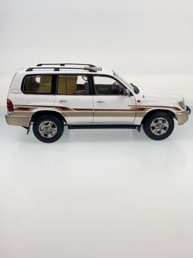 商品画像：ミニカー/トヨタ ランドクルーザー 左ハンドル 白/TOTOTA  LAND CRUISER/WHITE 5