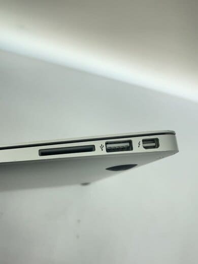 商品画像：ノートPC/Core i5/8GB/2017年/MQD32 4