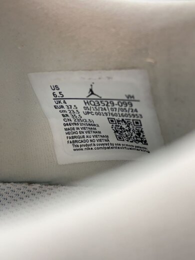 商品画像：AIR JORDAN 1 LOW SE_エア ジョーダン 1 ロー SE/23.5cm/SLV 5