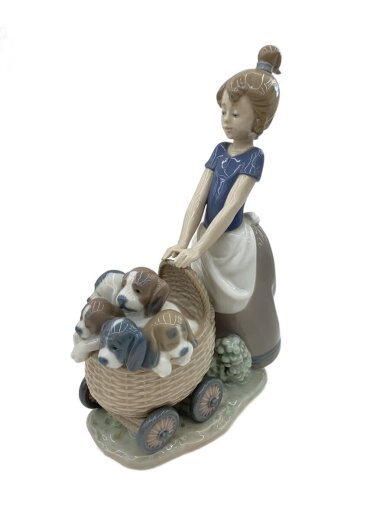 商品画像：子犬達のお散歩/インテリア雑貨/置物 1