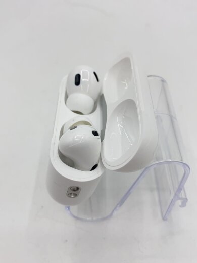 商品画像：AirPods Pro 第2世代 MagSafe充電ケースUSB-C A2968/3047/3048/3049 2