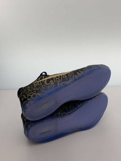 商品画像：KOBE 11 MAMBA DAY/Black and Metallic Gold/IU4902-900// 4
