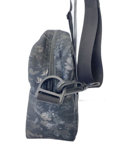 商品画像：パデッドショルダーポーチ/ショルダーバッグ/ナイロン/GRY/総柄 2