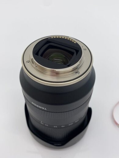 商品画像：レンズ 28-200mm F/2.8-5.6 Di III RXD (Model A071)// 3
