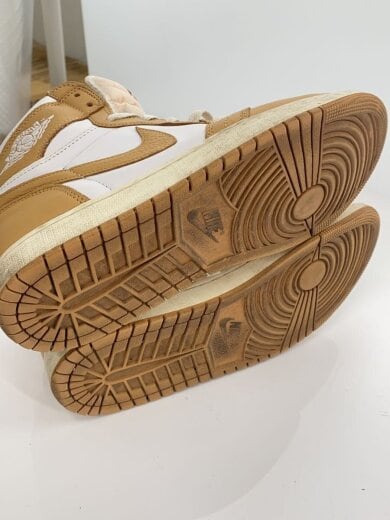 商品画像：AIR JORDAN 1 HIGH OG_エア ジョーダン 1 レトロ ハイ オリジナル/28cm/BEG 4