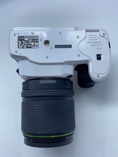 商品画像：デジタル一眼カメラ PENTAX K-30 18-135WRキット [クリスタルホワイト] 4
