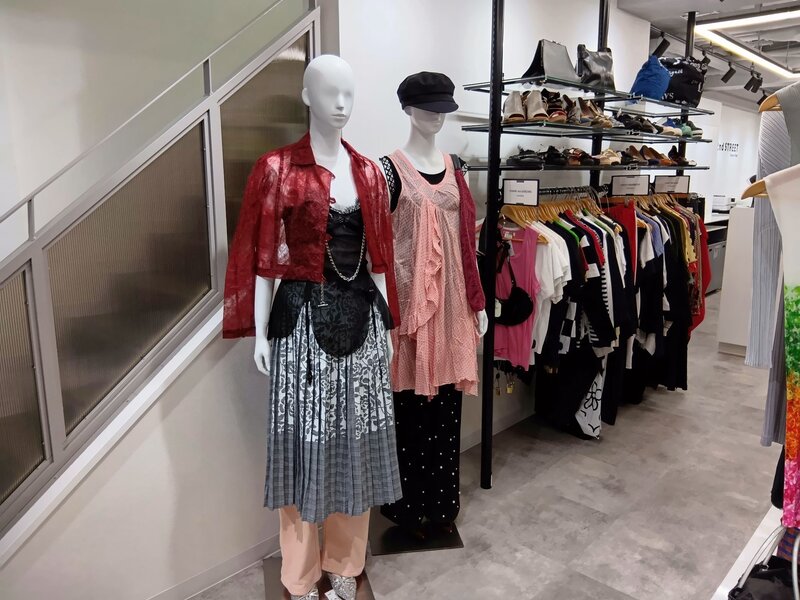 画像：セカンドストリート 下北沢南口店