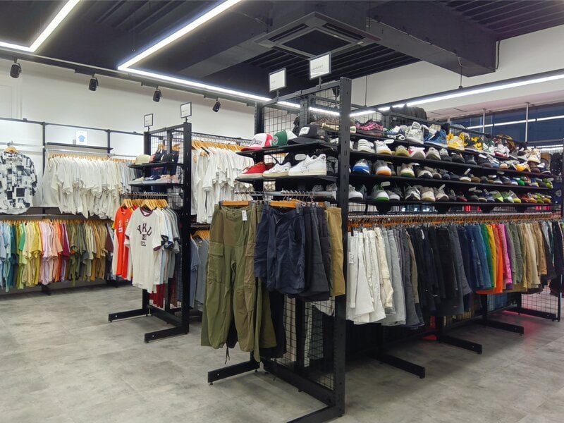 画像：福岡天神3号店